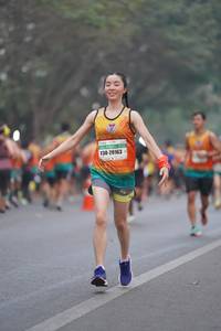 BIB: 20163
                            <button type="button" onclick="openModal(9672136)" class="btn btn-primary btn-sm float-right btn-popup" data-toggle="modal" data-target=".modal-high-quality">
                        <i class="fas fa-shopping-cart"></i> Add to Cart
                    </button>
                                            <button type="button" onclick="isThisMe(9672136, true)" class="btn btn-success btn-sm float-right btn-popup btn-isme hidden" data-toggle="tooltip" data-placement="bottom" title="นี่คือรูปของคุณใช่ไหม คลิกที่นี่เพื่อเอาเข้าอัลบั้ม">
                        <i class="fas fa-plus"></i> Add to album
                    </button>
                    <button type="button" onclick="isThisMe(9672136, false)" class="btn btn-warning btn-sm float-right btn-popup btn-isnotme hidden">
                        <i class="fas fa-ban"></i> Remove from album
                    </button>