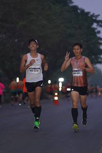 BIB: 45318, 41411
                            <button type="button" onclick="openModal(9663758)" class="btn btn-primary btn-sm float-right btn-popup" data-toggle="modal" data-target=".modal-high-quality">
                        <i class="fas fa-shopping-cart"></i> Add to Cart
                    </button>
                                            <button type="button" onclick="isThisMe(9663758, true)" class="btn btn-success btn-sm float-right btn-popup btn-isme hidden" data-toggle="tooltip" data-placement="bottom" title="นี่คือรูปของคุณใช่ไหม คลิกที่นี่เพื่อเอาเข้าอัลบั้ม">
                        <i class="fas fa-plus"></i> Add to album
                    </button>
                    <button type="button" onclick="isThisMe(9663758, false)" class="btn btn-warning btn-sm float-right btn-popup btn-isnotme hidden">
                        <i class="fas fa-ban"></i> Remove from album
                    </button>