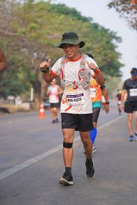 BIB: 41329
                            <button type="button" onclick="openModal(9787534)" class="btn btn-primary btn-sm float-right btn-popup" data-toggle="modal" data-target=".modal-high-quality">
                        <i class="fas fa-shopping-cart"></i> Add to Cart
                    </button>
                                            <button type="button" onclick="isThisMe(9787534, true)" class="btn btn-success btn-sm float-right btn-popup btn-isme hidden" data-toggle="tooltip" data-placement="bottom" title="นี่คือรูปของคุณใช่ไหม คลิกที่นี่เพื่อเอาเข้าอัลบั้ม">
                        <i class="fas fa-plus"></i> Add to album
                    </button>
                    <button type="button" onclick="isThisMe(9787534, false)" class="btn btn-warning btn-sm float-right btn-popup btn-isnotme hidden">
                        <i class="fas fa-ban"></i> Remove from album
                    </button>
