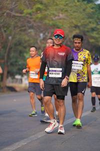 BIB: 46934, 42561
                            <button type="button" onclick="openModal(9791377)" class="btn btn-primary btn-sm float-right btn-popup" data-toggle="modal" data-target=".modal-high-quality">
                        <i class="fas fa-shopping-cart"></i> Add to Cart
                    </button>
                                            <button type="button" onclick="isThisMe(9791377, true)" class="btn btn-success btn-sm float-right btn-popup btn-isme hidden" data-toggle="tooltip" data-placement="bottom" title="นี่คือรูปของคุณใช่ไหม คลิกที่นี่เพื่อเอาเข้าอัลบั้ม">
                        <i class="fas fa-plus"></i> Add to album
                    </button>
                    <button type="button" onclick="isThisMe(9791377, false)" class="btn btn-warning btn-sm float-right btn-popup btn-isnotme hidden">
                        <i class="fas fa-ban"></i> Remove from album
                    </button>