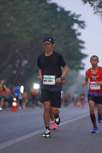 BIB: 20031, 41337
                            <button type="button" onclick="openModal(9693865)" class="btn btn-primary btn-sm float-right btn-popup" data-toggle="modal" data-target=".modal-high-quality">
                        <i class="fas fa-shopping-cart"></i> Add to Cart
                    </button>
                                            <button type="button" onclick="isThisMe(9693865, true)" class="btn btn-success btn-sm float-right btn-popup btn-isme hidden" data-toggle="tooltip" data-placement="bottom" title="นี่คือรูปของคุณใช่ไหม คลิกที่นี่เพื่อเอาเข้าอัลบั้ม">
                        <i class="fas fa-plus"></i> Add to album
                    </button>
                    <button type="button" onclick="isThisMe(9693865, false)" class="btn btn-warning btn-sm float-right btn-popup btn-isnotme hidden">
                        <i class="fas fa-ban"></i> Remove from album
                    </button>