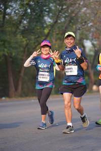 BIB: 405, 40454
                            <button type="button" onclick="openModal(9791583)" class="btn btn-primary btn-sm float-right btn-popup" data-toggle="modal" data-target=".modal-high-quality">
                        <i class="fas fa-shopping-cart"></i> Add to Cart
                    </button>
                                            <button type="button" onclick="isThisMe(9791583, true)" class="btn btn-success btn-sm float-right btn-popup btn-isme hidden" data-toggle="tooltip" data-placement="bottom" title="นี่คือรูปของคุณใช่ไหม คลิกที่นี่เพื่อเอาเข้าอัลบั้ม">
                        <i class="fas fa-plus"></i> Add to album
                    </button>
                    <button type="button" onclick="isThisMe(9791583, false)" class="btn btn-warning btn-sm float-right btn-popup btn-isnotme hidden">
                        <i class="fas fa-ban"></i> Remove from album
                    </button>