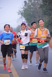 BIB: 10972, 15567, 17329, 810
                            <button type="button" onclick="openModal(9350752)" class="btn btn-primary btn-sm float-right btn-popup" data-toggle="modal" data-target=".modal-high-quality">
                        <i class="fas fa-shopping-cart"></i> Add to Cart
                    </button>
                                            <button type="button" onclick="isThisMe(9350752, true)" class="btn btn-success btn-sm float-right btn-popup btn-isme hidden" data-toggle="tooltip" data-placement="bottom" title="นี่คือรูปของคุณใช่ไหม คลิกที่นี่เพื่อเอาเข้าอัลบั้ม">
                        <i class="fas fa-plus"></i> Add to album
                    </button>
                    <button type="button" onclick="isThisMe(9350752, false)" class="btn btn-warning btn-sm float-right btn-popup btn-isnotme hidden">
                        <i class="fas fa-ban"></i> Remove from album
                    </button>