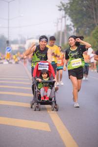 BIB: 80024, 167
                            <button type="button" onclick="openModal(9325636)" class="btn btn-primary btn-sm float-right btn-popup" data-toggle="modal" data-target=".modal-high-quality">
                        <i class="fas fa-shopping-cart"></i> Add to Cart
                    </button>
                                            <button type="button" onclick="isThisMe(9325636, true)" class="btn btn-success btn-sm float-right btn-popup btn-isme hidden" data-toggle="tooltip" data-placement="bottom" title="นี่คือรูปของคุณใช่ไหม คลิกที่นี่เพื่อเอาเข้าอัลบั้ม">
                        <i class="fas fa-plus"></i> Add to album
                    </button>
                    <button type="button" onclick="isThisMe(9325636, false)" class="btn btn-warning btn-sm float-right btn-popup btn-isnotme hidden">
                        <i class="fas fa-ban"></i> Remove from album
                    </button>