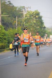 BIB: 4132
                            <button type="button" onclick="openModal(9007243)" class="btn btn-primary btn-sm float-right btn-popup" data-toggle="modal" data-target=".modal-high-quality">
                        <i class="fas fa-shopping-cart"></i> Add to Cart
                    </button>
                                            <button type="button" onclick="isThisMe(9007243, true)" class="btn btn-success btn-sm float-right btn-popup btn-isme hidden" data-toggle="tooltip" data-placement="bottom" title="นี่คือรูปของคุณใช่ไหม คลิกที่นี่เพื่อเอาเข้าอัลบั้ม">
                        <i class="fas fa-plus"></i> Add to album
                    </button>
                    <button type="button" onclick="isThisMe(9007243, false)" class="btn btn-warning btn-sm float-right btn-popup btn-isnotme hidden">
                        <i class="fas fa-ban"></i> Remove from album
                    </button>