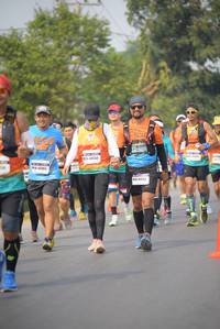 BIB: 405
                            <button type="button" onclick="openModal(8875263)" class="btn btn-primary btn-sm float-right btn-popup" data-toggle="modal" data-target=".modal-high-quality">
                        <i class="fas fa-shopping-cart"></i> Add to Cart
                    </button>
                                            <button type="button" onclick="isThisMe(8875263, true)" class="btn btn-success btn-sm float-right btn-popup btn-isme hidden" data-toggle="tooltip" data-placement="bottom" title="นี่คือรูปของคุณใช่ไหม คลิกที่นี่เพื่อเอาเข้าอัลบั้ม">
                        <i class="fas fa-plus"></i> Add to album
                    </button>
                    <button type="button" onclick="isThisMe(8875263, false)" class="btn btn-warning btn-sm float-right btn-popup btn-isnotme hidden">
                        <i class="fas fa-ban"></i> Remove from album
                    </button>