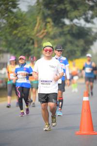 BIB: 41313
                            <button type="button" onclick="openModal(8868225)" class="btn btn-primary btn-sm float-right btn-popup" data-toggle="modal" data-target=".modal-high-quality">
                        <i class="fas fa-shopping-cart"></i> Add to Cart
                    </button>
                                            <button type="button" onclick="isThisMe(8868225, true)" class="btn btn-success btn-sm float-right btn-popup btn-isme hidden" data-toggle="tooltip" data-placement="bottom" title="นี่คือรูปของคุณใช่ไหม คลิกที่นี่เพื่อเอาเข้าอัลบั้ม">
                        <i class="fas fa-plus"></i> Add to album
                    </button>
                    <button type="button" onclick="isThisMe(8868225, false)" class="btn btn-warning btn-sm float-right btn-popup btn-isnotme hidden">
                        <i class="fas fa-ban"></i> Remove from album
                    </button>