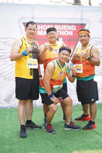 BIB: 1710, 16204
                            <button type="button" onclick="openModal(8517743)" class="btn btn-primary btn-sm float-right btn-popup" data-toggle="modal" data-target=".modal-high-quality">
                        <i class="fas fa-shopping-cart"></i> Add to Cart
                    </button>
                                            <button type="button" onclick="isThisMe(8517743, true)" class="btn btn-success btn-sm float-right btn-popup btn-isme hidden" data-toggle="tooltip" data-placement="bottom" title="นี่คือรูปของคุณใช่ไหม คลิกที่นี่เพื่อเอาเข้าอัลบั้ม">
                        <i class="fas fa-plus"></i> Add to album
                    </button>
                    <button type="button" onclick="isThisMe(8517743, false)" class="btn btn-warning btn-sm float-right btn-popup btn-isnotme hidden">
                        <i class="fas fa-ban"></i> Remove from album
                    </button>