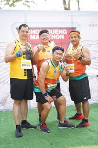 BIB: 1711, 204
                            <button type="button" onclick="openModal(8518323)" class="btn btn-primary btn-sm float-right btn-popup" data-toggle="modal" data-target=".modal-high-quality">
                        <i class="fas fa-shopping-cart"></i> Add to Cart
                    </button>
                                            <button type="button" onclick="isThisMe(8518323, true)" class="btn btn-success btn-sm float-right btn-popup btn-isme hidden" data-toggle="tooltip" data-placement="bottom" title="นี่คือรูปของคุณใช่ไหม คลิกที่นี่เพื่อเอาเข้าอัลบั้ม">
                        <i class="fas fa-plus"></i> Add to album
                    </button>
                    <button type="button" onclick="isThisMe(8518323, false)" class="btn btn-warning btn-sm float-right btn-popup btn-isnotme hidden">
                        <i class="fas fa-ban"></i> Remove from album
                    </button>