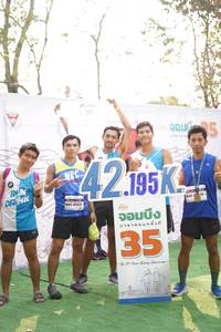 BIB: 42195, 42323, 428, 110
                            <button type="button" onclick="openModal(8522209)" class="btn btn-primary btn-sm float-right btn-popup" data-toggle="modal" data-target=".modal-high-quality">
                        <i class="fas fa-shopping-cart"></i> Add to Cart
                    </button>
                                            <button type="button" onclick="isThisMe(8522209, true)" class="btn btn-success btn-sm float-right btn-popup btn-isme hidden" data-toggle="tooltip" data-placement="bottom" title="นี่คือรูปของคุณใช่ไหม คลิกที่นี่เพื่อเอาเข้าอัลบั้ม">
                        <i class="fas fa-plus"></i> Add to album
                    </button>
                    <button type="button" onclick="isThisMe(8522209, false)" class="btn btn-warning btn-sm float-right btn-popup btn-isnotme hidden">
                        <i class="fas fa-ban"></i> Remove from album
                    </button>