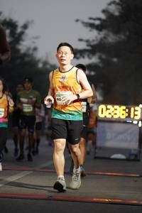 BIB: 26526, 0299
                            <button type="button" onclick="openModal(8793543)" class="btn btn-primary btn-sm float-right btn-popup" data-toggle="modal" data-target=".modal-high-quality">
                        <i class="fas fa-shopping-cart"></i> Add to Cart
                    </button>
                                            <button type="button" onclick="isThisMe(8793543, true)" class="btn btn-success btn-sm float-right btn-popup btn-isme hidden" data-toggle="tooltip" data-placement="bottom" title="นี่คือรูปของคุณใช่ไหม คลิกที่นี่เพื่อเอาเข้าอัลบั้ม">
                        <i class="fas fa-plus"></i> Add to album
                    </button>
                    <button type="button" onclick="isThisMe(8793543, false)" class="btn btn-warning btn-sm float-right btn-popup btn-isnotme hidden">
                        <i class="fas fa-ban"></i> Remove from album
                    </button>