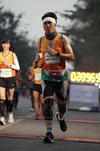 BIB: 212, 25116
                            <button type="button" onclick="openModal(8795674)" class="btn btn-primary btn-sm float-right btn-popup" data-toggle="modal" data-target=".modal-high-quality">
                        <i class="fas fa-shopping-cart"></i> Add to Cart
                    </button>
                                            <button type="button" onclick="isThisMe(8795674, true)" class="btn btn-success btn-sm float-right btn-popup btn-isme hidden" data-toggle="tooltip" data-placement="bottom" title="นี่คือรูปของคุณใช่ไหม คลิกที่นี่เพื่อเอาเข้าอัลบั้ม">
                        <i class="fas fa-plus"></i> Add to album
                    </button>
                    <button type="button" onclick="isThisMe(8795674, false)" class="btn btn-warning btn-sm float-right btn-popup btn-isnotme hidden">
                        <i class="fas fa-ban"></i> Remove from album
                    </button>