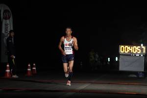 BIB: 0041
                            <button type="button" onclick="openModal(8760536)" class="btn btn-primary btn-sm float-right btn-popup" data-toggle="modal" data-target=".modal-high-quality">
                        <i class="fas fa-shopping-cart"></i> Add to Cart
                    </button>
                                            <button type="button" onclick="isThisMe(8760536, true)" class="btn btn-success btn-sm float-right btn-popup btn-isme hidden" data-toggle="tooltip" data-placement="bottom" title="นี่คือรูปของคุณใช่ไหม คลิกที่นี่เพื่อเอาเข้าอัลบั้ม">
                        <i class="fas fa-plus"></i> Add to album
                    </button>
                    <button type="button" onclick="isThisMe(8760536, false)" class="btn btn-warning btn-sm float-right btn-popup btn-isnotme hidden">
                        <i class="fas fa-ban"></i> Remove from album
                    </button>