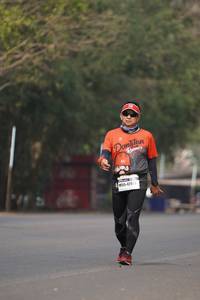 BIB: 421
                            <button type="button" onclick="openModal(8555595)" class="btn btn-primary btn-sm float-right btn-popup" data-toggle="modal" data-target=".modal-high-quality">
                        <i class="fas fa-shopping-cart"></i> Add to Cart
                    </button>
                                            <button type="button" onclick="isThisMe(8555595, true)" class="btn btn-success btn-sm float-right btn-popup btn-isme hidden" data-toggle="tooltip" data-placement="bottom" title="นี่คือรูปของคุณใช่ไหม คลิกที่นี่เพื่อเอาเข้าอัลบั้ม">
                        <i class="fas fa-plus"></i> Add to album
                    </button>
                    <button type="button" onclick="isThisMe(8555595, false)" class="btn btn-warning btn-sm float-right btn-popup btn-isnotme hidden">
                        <i class="fas fa-ban"></i> Remove from album
                    </button>