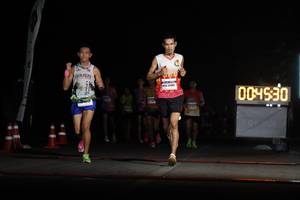 BIB: 00454
                            <button type="button" onclick="openModal(8763493)" class="btn btn-primary btn-sm float-right btn-popup" data-toggle="modal" data-target=".modal-high-quality">
                        <i class="fas fa-shopping-cart"></i> Add to Cart
                    </button>
                                            <button type="button" onclick="isThisMe(8763493, true)" class="btn btn-success btn-sm float-right btn-popup btn-isme hidden" data-toggle="tooltip" data-placement="bottom" title="นี่คือรูปของคุณใช่ไหม คลิกที่นี่เพื่อเอาเข้าอัลบั้ม">
                        <i class="fas fa-plus"></i> Add to album
                    </button>
                    <button type="button" onclick="isThisMe(8763493, false)" class="btn btn-warning btn-sm float-right btn-popup btn-isnotme hidden">
                        <i class="fas fa-ban"></i> Remove from album
                    </button>