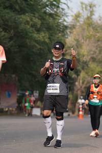 BIB: 46366
                            <button type="button" onclick="openModal(8553795)" class="btn btn-primary btn-sm float-right btn-popup" data-toggle="modal" data-target=".modal-high-quality">
                        <i class="fas fa-shopping-cart"></i> Add to Cart
                    </button>
                                            <button type="button" onclick="isThisMe(8553795, true)" class="btn btn-success btn-sm float-right btn-popup btn-isme hidden" data-toggle="tooltip" data-placement="bottom" title="นี่คือรูปของคุณใช่ไหม คลิกที่นี่เพื่อเอาเข้าอัลบั้ม">
                        <i class="fas fa-plus"></i> Add to album
                    </button>
                    <button type="button" onclick="isThisMe(8553795, false)" class="btn btn-warning btn-sm float-right btn-popup btn-isnotme hidden">
                        <i class="fas fa-ban"></i> Remove from album
                    </button>