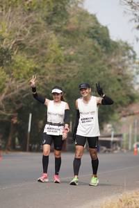 BIB: 410
                            <button type="button" onclick="openModal(8556421)" class="btn btn-primary btn-sm float-right btn-popup" data-toggle="modal" data-target=".modal-high-quality">
                        <i class="fas fa-shopping-cart"></i> Add to Cart
                    </button>
                                            <button type="button" onclick="isThisMe(8556421, true)" class="btn btn-success btn-sm float-right btn-popup btn-isme hidden" data-toggle="tooltip" data-placement="bottom" title="นี่คือรูปของคุณใช่ไหม คลิกที่นี่เพื่อเอาเข้าอัลบั้ม">
                        <i class="fas fa-plus"></i> Add to album
                    </button>
                    <button type="button" onclick="isThisMe(8556421, false)" class="btn btn-warning btn-sm float-right btn-popup btn-isnotme hidden">
                        <i class="fas fa-ban"></i> Remove from album
                    </button>