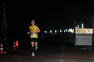 BIB: 003908
                            <button type="button" onclick="openModal(8760032)" class="btn btn-primary btn-sm float-right btn-popup" data-toggle="modal" data-target=".modal-high-quality">
                        <i class="fas fa-shopping-cart"></i> Add to Cart
                    </button>
                                            <button type="button" onclick="isThisMe(8760032, true)" class="btn btn-success btn-sm float-right btn-popup btn-isme hidden" data-toggle="tooltip" data-placement="bottom" title="นี่คือรูปของคุณใช่ไหม คลิกที่นี่เพื่อเอาเข้าอัลบั้ม">
                        <i class="fas fa-plus"></i> Add to album
                    </button>
                    <button type="button" onclick="isThisMe(8760032, false)" class="btn btn-warning btn-sm float-right btn-popup btn-isnotme hidden">
                        <i class="fas fa-ban"></i> Remove from album
                    </button>