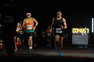 BIB: 4090, 004
                            <button type="button" onclick="openModal(8764188)" class="btn btn-primary btn-sm float-right btn-popup" data-toggle="modal" data-target=".modal-high-quality">
                        <i class="fas fa-shopping-cart"></i> Add to Cart
                    </button>
                                            <button type="button" onclick="isThisMe(8764188, true)" class="btn btn-success btn-sm float-right btn-popup btn-isme hidden" data-toggle="tooltip" data-placement="bottom" title="นี่คือรูปของคุณใช่ไหม คลิกที่นี่เพื่อเอาเข้าอัลบั้ม">
                        <i class="fas fa-plus"></i> Add to album
                    </button>
                    <button type="button" onclick="isThisMe(8764188, false)" class="btn btn-warning btn-sm float-right btn-popup btn-isnotme hidden">
                        <i class="fas fa-ban"></i> Remove from album
                    </button>