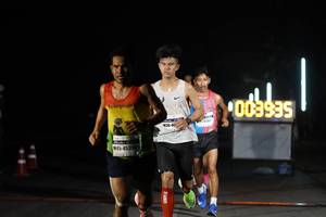 BIB: 4535
                            <button type="button" onclick="openModal(8759981)" class="btn btn-primary btn-sm float-right btn-popup" data-toggle="modal" data-target=".modal-high-quality">
                        <i class="fas fa-shopping-cart"></i> Add to Cart
                    </button>
                                            <button type="button" onclick="isThisMe(8759981, true)" class="btn btn-success btn-sm float-right btn-popup btn-isme hidden" data-toggle="tooltip" data-placement="bottom" title="นี่คือรูปของคุณใช่ไหม คลิกที่นี่เพื่อเอาเข้าอัลบั้ม">
                        <i class="fas fa-plus"></i> Add to album
                    </button>
                    <button type="button" onclick="isThisMe(8759981, false)" class="btn btn-warning btn-sm float-right btn-popup btn-isnotme hidden">
                        <i class="fas fa-ban"></i> Remove from album
                    </button>