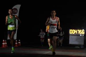 BIB: 45878
                            <button type="button" onclick="openModal(8764465)" class="btn btn-primary btn-sm float-right btn-popup" data-toggle="modal" data-target=".modal-high-quality">
                        <i class="fas fa-shopping-cart"></i> Add to Cart
                    </button>
                                            <button type="button" onclick="isThisMe(8764465, true)" class="btn btn-success btn-sm float-right btn-popup btn-isme hidden" data-toggle="tooltip" data-placement="bottom" title="นี่คือรูปของคุณใช่ไหม คลิกที่นี่เพื่อเอาเข้าอัลบั้ม">
                        <i class="fas fa-plus"></i> Add to album
                    </button>
                    <button type="button" onclick="isThisMe(8764465, false)" class="btn btn-warning btn-sm float-right btn-popup btn-isnotme hidden">
                        <i class="fas fa-ban"></i> Remove from album
                    </button>