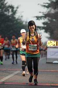 BIB: 2134, 207, 20121
                            <button type="button" onclick="openModal(8796239)" class="btn btn-primary btn-sm float-right btn-popup" data-toggle="modal" data-target=".modal-high-quality">
                        <i class="fas fa-shopping-cart"></i> Add to Cart
                    </button>
                                            <button type="button" onclick="isThisMe(8796239, true)" class="btn btn-success btn-sm float-right btn-popup btn-isme hidden" data-toggle="tooltip" data-placement="bottom" title="นี่คือรูปของคุณใช่ไหม คลิกที่นี่เพื่อเอาเข้าอัลบั้ม">
                        <i class="fas fa-plus"></i> Add to album
                    </button>
                    <button type="button" onclick="isThisMe(8796239, false)" class="btn btn-warning btn-sm float-right btn-popup btn-isnotme hidden">
                        <i class="fas fa-ban"></i> Remove from album
                    </button>