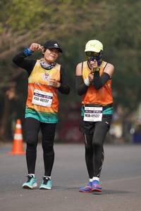 BIB: 40737, 41532
                            <button type="button" onclick="openModal(8542082)" class="btn btn-primary btn-sm float-right btn-popup" data-toggle="modal" data-target=".modal-high-quality">
                        <i class="fas fa-shopping-cart"></i> Add to Cart
                    </button>
                                            <button type="button" onclick="isThisMe(8542082, true)" class="btn btn-success btn-sm float-right btn-popup btn-isme hidden" data-toggle="tooltip" data-placement="bottom" title="นี่คือรูปของคุณใช่ไหม คลิกที่นี่เพื่อเอาเข้าอัลบั้ม">
                        <i class="fas fa-plus"></i> Add to album
                    </button>
                    <button type="button" onclick="isThisMe(8542082, false)" class="btn btn-warning btn-sm float-right btn-popup btn-isnotme hidden">
                        <i class="fas fa-ban"></i> Remove from album
                    </button>