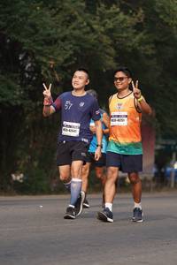 BIB: 40751, 42641
                            <button type="button" onclick="openModal(8680171)" class="btn btn-primary btn-sm float-right btn-popup" data-toggle="modal" data-target=".modal-high-quality">
                        <i class="fas fa-shopping-cart"></i> Add to Cart
                    </button>
                                            <button type="button" onclick="isThisMe(8680171, true)" class="btn btn-success btn-sm float-right btn-popup btn-isme hidden" data-toggle="tooltip" data-placement="bottom" title="นี่คือรูปของคุณใช่ไหม คลิกที่นี่เพื่อเอาเข้าอัลบั้ม">
                        <i class="fas fa-plus"></i> Add to album
                    </button>
                    <button type="button" onclick="isThisMe(8680171, false)" class="btn btn-warning btn-sm float-right btn-popup btn-isnotme hidden">
                        <i class="fas fa-ban"></i> Remove from album
                    </button>
