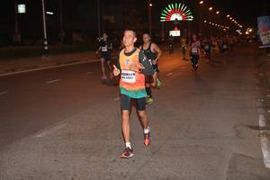 BIB: 443
                            <button type="button" onclick="openModal(9475538)" class="btn btn-primary btn-sm float-right btn-popup" data-toggle="modal" data-target=".modal-high-quality">
                        <i class="fas fa-shopping-cart"></i> Add to Cart
                    </button>
                                            <button type="button" onclick="isThisMe(9475538, true)" class="btn btn-success btn-sm float-right btn-popup btn-isme hidden" data-toggle="tooltip" data-placement="bottom" title="นี่คือรูปของคุณใช่ไหม คลิกที่นี่เพื่อเอาเข้าอัลบั้ม">
                        <i class="fas fa-plus"></i> Add to album
                    </button>
                    <button type="button" onclick="isThisMe(9475538, false)" class="btn btn-warning btn-sm float-right btn-popup btn-isnotme hidden">
                        <i class="fas fa-ban"></i> Remove from album
                    </button>