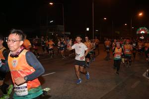 BIB: 42639
                            <button type="button" onclick="openModal(9478106)" class="btn btn-primary btn-sm float-right btn-popup" data-toggle="modal" data-target=".modal-high-quality">
                        <i class="fas fa-shopping-cart"></i> Add to Cart
                    </button>
                                            <button type="button" onclick="isThisMe(9478106, true)" class="btn btn-success btn-sm float-right btn-popup btn-isme hidden" data-toggle="tooltip" data-placement="bottom" title="นี่คือรูปของคุณใช่ไหม คลิกที่นี่เพื่อเอาเข้าอัลบั้ม">
                        <i class="fas fa-plus"></i> Add to album
                    </button>
                    <button type="button" onclick="isThisMe(9478106, false)" class="btn btn-warning btn-sm float-right btn-popup btn-isnotme hidden">
                        <i class="fas fa-ban"></i> Remove from album
                    </button>