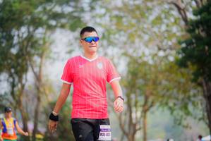 BIB: 4630
                            <button type="button" onclick="openModal(9712578)" class="btn btn-primary btn-sm float-right btn-popup" data-toggle="modal" data-target=".modal-high-quality">
                        <i class="fas fa-shopping-cart"></i> Add to Cart
                    </button>
                                            <button type="button" onclick="isThisMe(9712578, true)" class="btn btn-success btn-sm float-right btn-popup btn-isme hidden" data-toggle="tooltip" data-placement="bottom" title="นี่คือรูปของคุณใช่ไหม คลิกที่นี่เพื่อเอาเข้าอัลบั้ม">
                        <i class="fas fa-plus"></i> Add to album
                    </button>
                    <button type="button" onclick="isThisMe(9712578, false)" class="btn btn-warning btn-sm float-right btn-popup btn-isnotme hidden">
                        <i class="fas fa-ban"></i> Remove from album
                    </button>