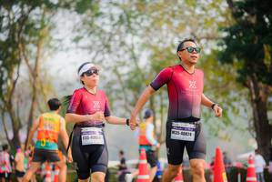 BIB: 40824, 40004
                            <button type="button" onclick="openModal(9395686)" class="btn btn-primary btn-sm float-right btn-popup" data-toggle="modal" data-target=".modal-high-quality">
                        <i class="fas fa-shopping-cart"></i> Add to Cart
                    </button>
                                            <button type="button" onclick="isThisMe(9395686, true)" class="btn btn-success btn-sm float-right btn-popup btn-isme hidden" data-toggle="tooltip" data-placement="bottom" title="นี่คือรูปของคุณใช่ไหม คลิกที่นี่เพื่อเอาเข้าอัลบั้ม">
                        <i class="fas fa-plus"></i> Add to album
                    </button>
                    <button type="button" onclick="isThisMe(9395686, false)" class="btn btn-warning btn-sm float-right btn-popup btn-isnotme hidden">
                        <i class="fas fa-ban"></i> Remove from album
                    </button>