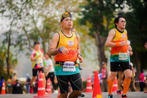 BIB: 4280
                            <button type="button" onclick="openModal(9373257)" class="btn btn-primary btn-sm float-right btn-popup" data-toggle="modal" data-target=".modal-high-quality">
                        <i class="fas fa-shopping-cart"></i> Add to Cart
                    </button>
                                            <button type="button" onclick="isThisMe(9373257, true)" class="btn btn-success btn-sm float-right btn-popup btn-isme hidden" data-toggle="tooltip" data-placement="bottom" title="นี่คือรูปของคุณใช่ไหม คลิกที่นี่เพื่อเอาเข้าอัลบั้ม">
                        <i class="fas fa-plus"></i> Add to album
                    </button>
                    <button type="button" onclick="isThisMe(9373257, false)" class="btn btn-warning btn-sm float-right btn-popup btn-isnotme hidden">
                        <i class="fas fa-ban"></i> Remove from album
                    </button>