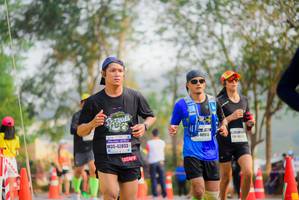 BIB: 40913, 42833
                            <button type="button" onclick="openModal(9388977)" class="btn btn-primary btn-sm float-right btn-popup" data-toggle="modal" data-target=".modal-high-quality">
                        <i class="fas fa-shopping-cart"></i> Add to Cart
                    </button>
                                            <button type="button" onclick="isThisMe(9388977, true)" class="btn btn-success btn-sm float-right btn-popup btn-isme hidden" data-toggle="tooltip" data-placement="bottom" title="นี่คือรูปของคุณใช่ไหม คลิกที่นี่เพื่อเอาเข้าอัลบั้ม">
                        <i class="fas fa-plus"></i> Add to album
                    </button>
                    <button type="button" onclick="isThisMe(9388977, false)" class="btn btn-warning btn-sm float-right btn-popup btn-isnotme hidden">
                        <i class="fas fa-ban"></i> Remove from album
                    </button>