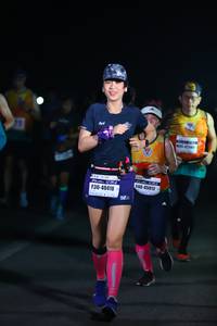 BIB: 4751, 45012, 40418
                            <button type="button" onclick="openModal(8210454)" class="btn btn-primary btn-sm float-right btn-popup" data-toggle="modal" data-target=".modal-high-quality">
                        <i class="fas fa-shopping-cart"></i> Add to Cart
                    </button>
                                            <button type="button" onclick="isThisMe(8210454, true)" class="btn btn-success btn-sm float-right btn-popup btn-isme hidden" data-toggle="tooltip" data-placement="bottom" title="นี่คือรูปของคุณใช่ไหม คลิกที่นี่เพื่อเอาเข้าอัลบั้ม">
                        <i class="fas fa-plus"></i> Add to album
                    </button>
                    <button type="button" onclick="isThisMe(8210454, false)" class="btn btn-warning btn-sm float-right btn-popup btn-isnotme hidden">
                        <i class="fas fa-ban"></i> Remove from album
                    </button>