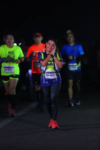 BIB: 140, 4227, 46271
                            <button type="button" onclick="openModal(8225311)" class="btn btn-primary btn-sm float-right btn-popup" data-toggle="modal" data-target=".modal-high-quality">
                        <i class="fas fa-shopping-cart"></i> Add to Cart
                    </button>
                                            <button type="button" onclick="isThisMe(8225311, true)" class="btn btn-success btn-sm float-right btn-popup btn-isme hidden" data-toggle="tooltip" data-placement="bottom" title="นี่คือรูปของคุณใช่ไหม คลิกที่นี่เพื่อเอาเข้าอัลบั้ม">
                        <i class="fas fa-plus"></i> Add to album
                    </button>
                    <button type="button" onclick="isThisMe(8225311, false)" class="btn btn-warning btn-sm float-right btn-popup btn-isnotme hidden">
                        <i class="fas fa-ban"></i> Remove from album
                    </button>