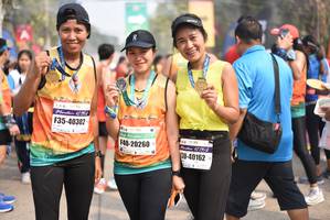 BIB: 40302, 20260, 40162
                            <button type="button" onclick="openModal(8885365)" class="btn btn-primary btn-sm float-right btn-popup" data-toggle="modal" data-target=".modal-high-quality">
                        <i class="fas fa-shopping-cart"></i> Add to Cart
                    </button>
                                            <button type="button" onclick="isThisMe(8885365, true)" class="btn btn-success btn-sm float-right btn-popup btn-isme hidden" data-toggle="tooltip" data-placement="bottom" title="นี่คือรูปของคุณใช่ไหม คลิกที่นี่เพื่อเอาเข้าอัลบั้ม">
                        <i class="fas fa-plus"></i> Add to album
                    </button>
                    <button type="button" onclick="isThisMe(8885365, false)" class="btn btn-warning btn-sm float-right btn-popup btn-isnotme hidden">
                        <i class="fas fa-ban"></i> Remove from album
                    </button>