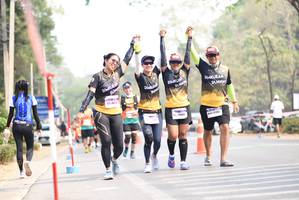 BIB: 4425
                            <button type="button" onclick="openModal(8880693)" class="btn btn-primary btn-sm float-right btn-popup" data-toggle="modal" data-target=".modal-high-quality">
                        <i class="fas fa-shopping-cart"></i> Add to Cart
                    </button>
                                            <button type="button" onclick="isThisMe(8880693, true)" class="btn btn-success btn-sm float-right btn-popup btn-isme hidden" data-toggle="tooltip" data-placement="bottom" title="นี่คือรูปของคุณใช่ไหม คลิกที่นี่เพื่อเอาเข้าอัลบั้ม">
                        <i class="fas fa-plus"></i> Add to album
                    </button>
                    <button type="button" onclick="isThisMe(8880693, false)" class="btn btn-warning btn-sm float-right btn-popup btn-isnotme hidden">
                        <i class="fas fa-ban"></i> Remove from album
                    </button>