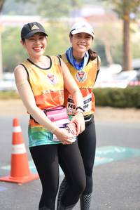 BIB: 196
                            <button type="button" onclick="openModal(8884405)" class="btn btn-primary btn-sm float-right btn-popup" data-toggle="modal" data-target=".modal-high-quality">
                        <i class="fas fa-shopping-cart"></i> Add to Cart
                    </button>
                                            <button type="button" onclick="isThisMe(8884405, true)" class="btn btn-success btn-sm float-right btn-popup btn-isme hidden" data-toggle="tooltip" data-placement="bottom" title="นี่คือรูปของคุณใช่ไหม คลิกที่นี่เพื่อเอาเข้าอัลบั้ม">
                        <i class="fas fa-plus"></i> Add to album
                    </button>
                    <button type="button" onclick="isThisMe(8884405, false)" class="btn btn-warning btn-sm float-right btn-popup btn-isnotme hidden">
                        <i class="fas fa-ban"></i> Remove from album
                    </button>