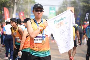 BIB: 42195, 421, 4160
                            <button type="button" onclick="openModal(8885026)" class="btn btn-primary btn-sm float-right btn-popup" data-toggle="modal" data-target=".modal-high-quality">
                        <i class="fas fa-shopping-cart"></i> Add to Cart
                    </button>
                                            <button type="button" onclick="isThisMe(8885026, true)" class="btn btn-success btn-sm float-right btn-popup btn-isme hidden" data-toggle="tooltip" data-placement="bottom" title="นี่คือรูปของคุณใช่ไหม คลิกที่นี่เพื่อเอาเข้าอัลบั้ม">
                        <i class="fas fa-plus"></i> Add to album
                    </button>
                    <button type="button" onclick="isThisMe(8885026, false)" class="btn btn-warning btn-sm float-right btn-popup btn-isnotme hidden">
                        <i class="fas fa-ban"></i> Remove from album
                    </button>