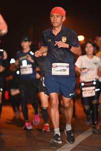 BIB: 41791
                            <button type="button" onclick="openModal(7485233)" class="btn btn-primary btn-sm float-right btn-popup" data-toggle="modal" data-target=".modal-high-quality">
                        <i class="fas fa-shopping-cart"></i> Add to Cart
                    </button>
                                            <button type="button" onclick="isThisMe(7485233, true)" class="btn btn-success btn-sm float-right btn-popup btn-isme hidden" data-toggle="tooltip" data-placement="bottom" title="นี่คือรูปของคุณใช่ไหม คลิกที่นี่เพื่อเอาเข้าอัลบั้ม">
                        <i class="fas fa-plus"></i> Add to album
                    </button>
                    <button type="button" onclick="isThisMe(7485233, false)" class="btn btn-warning btn-sm float-right btn-popup btn-isnotme hidden">
                        <i class="fas fa-ban"></i> Remove from album
                    </button>