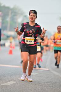 BIB: 10317
                            <button type="button" onclick="openModal(7930935)" class="btn btn-primary btn-sm float-right btn-popup" data-toggle="modal" data-target=".modal-high-quality">
                        <i class="fas fa-shopping-cart"></i> Add to Cart
                    </button>
                                            <button type="button" onclick="isThisMe(7930935, true)" class="btn btn-success btn-sm float-right btn-popup btn-isme hidden" data-toggle="tooltip" data-placement="bottom" title="นี่คือรูปของคุณใช่ไหม คลิกที่นี่เพื่อเอาเข้าอัลบั้ม">
                        <i class="fas fa-plus"></i> Add to album
                    </button>
                    <button type="button" onclick="isThisMe(7930935, false)" class="btn btn-warning btn-sm float-right btn-popup btn-isnotme hidden">
                        <i class="fas fa-ban"></i> Remove from album
                    </button>