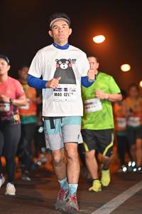 BIB: 121
                            <button type="button" onclick="openModal(7501001)" class="btn btn-primary btn-sm float-right btn-popup" data-toggle="modal" data-target=".modal-high-quality">
                        <i class="fas fa-shopping-cart"></i> Add to Cart
                    </button>
                                            <button type="button" onclick="isThisMe(7501001, true)" class="btn btn-success btn-sm float-right btn-popup btn-isme hidden" data-toggle="tooltip" data-placement="bottom" title="นี่คือรูปของคุณใช่ไหม คลิกที่นี่เพื่อเอาเข้าอัลบั้ม">
                        <i class="fas fa-plus"></i> Add to album
                    </button>
                    <button type="button" onclick="isThisMe(7501001, false)" class="btn btn-warning btn-sm float-right btn-popup btn-isnotme hidden">
                        <i class="fas fa-ban"></i> Remove from album
                    </button>