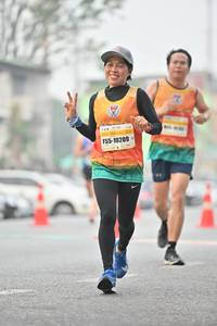 BIB: 10209
                            <button type="button" onclick="openModal(7665049)" class="btn btn-primary btn-sm float-right btn-popup" data-toggle="modal" data-target=".modal-high-quality">
                        <i class="fas fa-shopping-cart"></i> Add to Cart
                    </button>
                                            <button type="button" onclick="isThisMe(7665049, true)" class="btn btn-success btn-sm float-right btn-popup btn-isme hidden" data-toggle="tooltip" data-placement="bottom" title="นี่คือรูปของคุณใช่ไหม คลิกที่นี่เพื่อเอาเข้าอัลบั้ม">
                        <i class="fas fa-plus"></i> Add to album
                    </button>
                    <button type="button" onclick="isThisMe(7665049, false)" class="btn btn-warning btn-sm float-right btn-popup btn-isnotme hidden">
                        <i class="fas fa-ban"></i> Remove from album
                    </button>