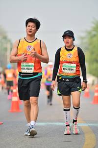 BIB: 20704, 22373
                            <button type="button" onclick="openModal(8284973)" class="btn btn-primary btn-sm float-right btn-popup" data-toggle="modal" data-target=".modal-high-quality">
                        <i class="fas fa-shopping-cart"></i> Add to Cart
                    </button>
                                            <button type="button" onclick="isThisMe(8284973, true)" class="btn btn-success btn-sm float-right btn-popup btn-isme hidden" data-toggle="tooltip" data-placement="bottom" title="นี่คือรูปของคุณใช่ไหม คลิกที่นี่เพื่อเอาเข้าอัลบั้ม">
                        <i class="fas fa-plus"></i> Add to album
                    </button>
                    <button type="button" onclick="isThisMe(8284973, false)" class="btn btn-warning btn-sm float-right btn-popup btn-isnotme hidden">
                        <i class="fas fa-ban"></i> Remove from album
                    </button>