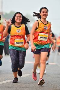 BIB: 17377, 17402
                            <button type="button" onclick="openModal(7869539)" class="btn btn-primary btn-sm float-right btn-popup" data-toggle="modal" data-target=".modal-high-quality">
                        <i class="fas fa-shopping-cart"></i> Add to Cart
                    </button>
                                            <button type="button" onclick="isThisMe(7869539, true)" class="btn btn-success btn-sm float-right btn-popup btn-isme hidden" data-toggle="tooltip" data-placement="bottom" title="นี่คือรูปของคุณใช่ไหม คลิกที่นี่เพื่อเอาเข้าอัลบั้ม">
                        <i class="fas fa-plus"></i> Add to album
                    </button>
                    <button type="button" onclick="isThisMe(7869539, false)" class="btn btn-warning btn-sm float-right btn-popup btn-isnotme hidden">
                        <i class="fas fa-ban"></i> Remove from album
                    </button>