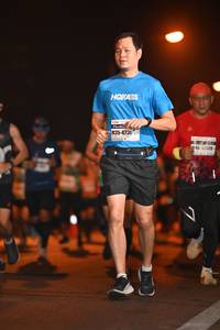 BIB: 423, 42028
                            <button type="button" onclick="openModal(7773078)" class="btn btn-primary btn-sm float-right btn-popup" data-toggle="modal" data-target=".modal-high-quality">
                        <i class="fas fa-shopping-cart"></i> Add to Cart
                    </button>
                                            <button type="button" onclick="isThisMe(7773078, true)" class="btn btn-success btn-sm float-right btn-popup btn-isme hidden" data-toggle="tooltip" data-placement="bottom" title="นี่คือรูปของคุณใช่ไหม คลิกที่นี่เพื่อเอาเข้าอัลบั้ม">
                        <i class="fas fa-plus"></i> Add to album
                    </button>
                    <button type="button" onclick="isThisMe(7773078, false)" class="btn btn-warning btn-sm float-right btn-popup btn-isnotme hidden">
                        <i class="fas fa-ban"></i> Remove from album
                    </button>