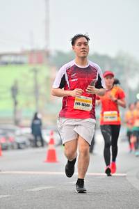 BIB: 16509
                            <button type="button" onclick="openModal(7802286)" class="btn btn-primary btn-sm float-right btn-popup" data-toggle="modal" data-target=".modal-high-quality">
                        <i class="fas fa-shopping-cart"></i> Add to Cart
                    </button>
                                            <button type="button" onclick="isThisMe(7802286, true)" class="btn btn-success btn-sm float-right btn-popup btn-isme hidden" data-toggle="tooltip" data-placement="bottom" title="นี่คือรูปของคุณใช่ไหม คลิกที่นี่เพื่อเอาเข้าอัลบั้ม">
                        <i class="fas fa-plus"></i> Add to album
                    </button>
                    <button type="button" onclick="isThisMe(7802286, false)" class="btn btn-warning btn-sm float-right btn-popup btn-isnotme hidden">
                        <i class="fas fa-ban"></i> Remove from album
                    </button>