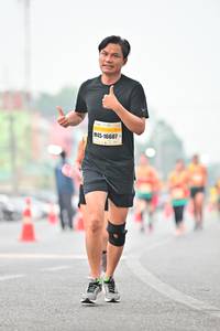 BIB: 16607
                            <button type="button" onclick="openModal(7797831)" class="btn btn-primary btn-sm float-right btn-popup" data-toggle="modal" data-target=".modal-high-quality">
                        <i class="fas fa-shopping-cart"></i> Add to Cart
                    </button>
                                            <button type="button" onclick="isThisMe(7797831, true)" class="btn btn-success btn-sm float-right btn-popup btn-isme hidden" data-toggle="tooltip" data-placement="bottom" title="นี่คือรูปของคุณใช่ไหม คลิกที่นี่เพื่อเอาเข้าอัลบั้ม">
                        <i class="fas fa-plus"></i> Add to album
                    </button>
                    <button type="button" onclick="isThisMe(7797831, false)" class="btn btn-warning btn-sm float-right btn-popup btn-isnotme hidden">
                        <i class="fas fa-ban"></i> Remove from album
                    </button>