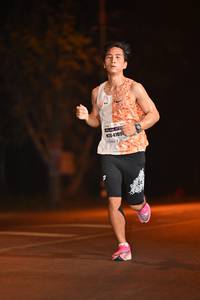 BIB: 4109
                            <button type="button" onclick="openModal(7746211)" class="btn btn-primary btn-sm float-right btn-popup" data-toggle="modal" data-target=".modal-high-quality">
                        <i class="fas fa-shopping-cart"></i> Add to Cart
                    </button>
                                            <button type="button" onclick="isThisMe(7746211, true)" class="btn btn-success btn-sm float-right btn-popup btn-isme hidden" data-toggle="tooltip" data-placement="bottom" title="นี่คือรูปของคุณใช่ไหม คลิกที่นี่เพื่อเอาเข้าอัลบั้ม">
                        <i class="fas fa-plus"></i> Add to album
                    </button>
                    <button type="button" onclick="isThisMe(7746211, false)" class="btn btn-warning btn-sm float-right btn-popup btn-isnotme hidden">
                        <i class="fas fa-ban"></i> Remove from album
                    </button>